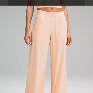 SOLD Lululemon Athletica| Swift Mid-Rise Peach Wide Leg Pants| Sz 2